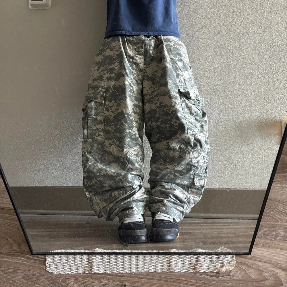 Vintage Y2K/2000s Baggy Military Camo Streetwear Skater Cargo Pants! 40x31